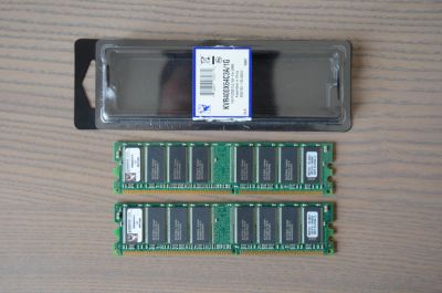 Лот: 7719782. Фото: 1. Оперативная память Kingston 1Gb... Оперативная память