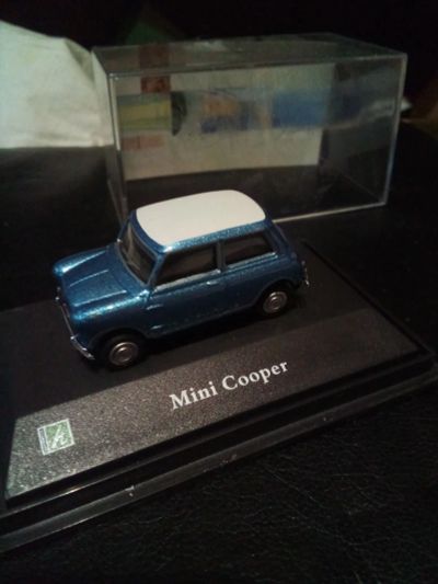 Лот: 19559257. Фото: 1. Mini Cooper 1:72 Cararama. Автомоделизм