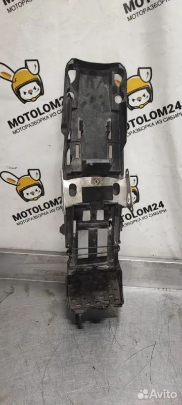 Лот: 22463130. Фото: 1. Подкрылок для Suzuki GSX-R 1000... Запчасти