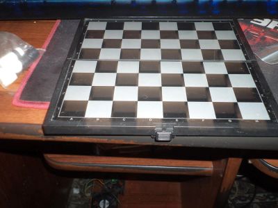 Лот: 8925523. Фото: 1. Продам шахматы шашки. Другое (игрушки)