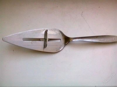 Лот: 2548634. Фото: 1. Лопатка для торта СССР. Нерж. Столовые приборы, ножи