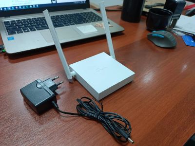 Лот: 21134948. Фото: 1. Роутер TP-Link TL-WR844N. Маршрутизаторы (роутеры)