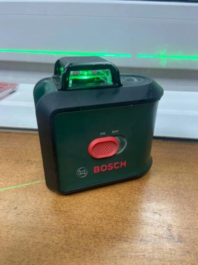 Лот: 23352974. Фото: 1. нивелир Bosch UniversalLevel 360. Электроинструмент