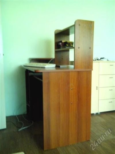 Лот: 2641555. Фото: 1. Стол. Компьютерный. Столы, стулья, обеденные группы