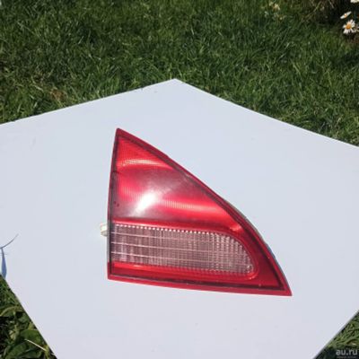 Лот: 18220826. Фото: 1. Стоп-вставка левая Nissan Wingroad... Оптика и освещение