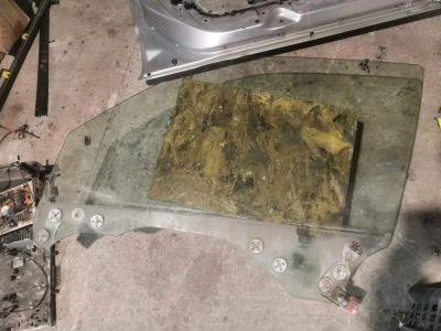 Лот: 16833147. Фото: 1. Стекло переднее левое Subaru Forester... Кузов