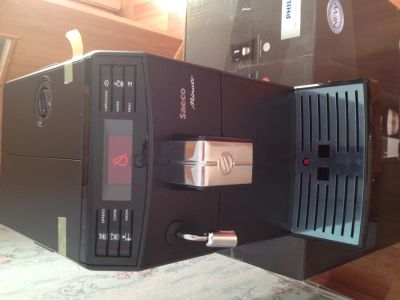 Лот: 4891640. Фото: 1. Кофемашина philips saeco 8762... Чайники, кофемашины, кулеры