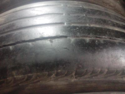 Лот: 9979178. Фото: 1. 205/60 R15 Bridgestone пара. Шины