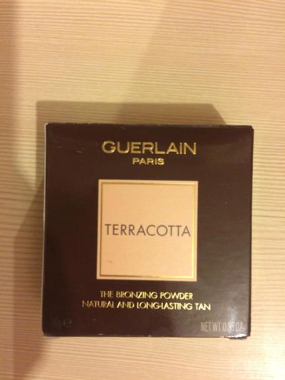 Лот: 9469068. Фото: 1. Terracotta – бронзер пудра Guerlain... Макияж