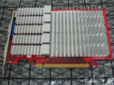 Лот: 320284. Фото: 1. Продам сегодня PCI-E Palit GeForce... Видеокарты