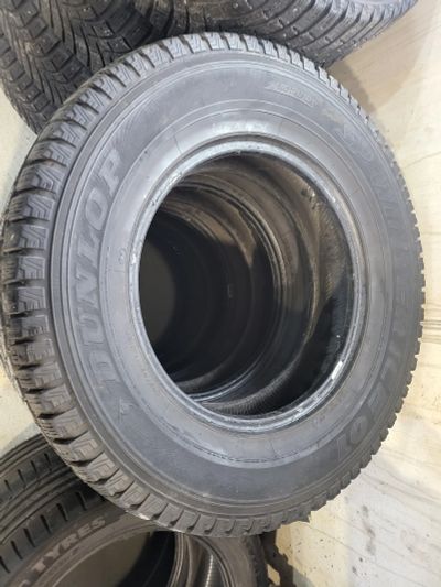 Лот: 23692556. Фото: 1. Зимние шины Dunlop winter ice... Шины