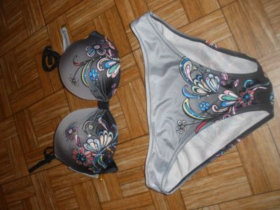Лот: 4213355. Фото: 1. купальник 5. Купальники