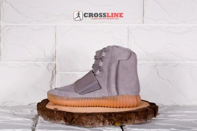 Лот: 10332382. Фото: 1. Кроссовки Adidas Yeezy 750 Boost... Ботинки, полуботинки