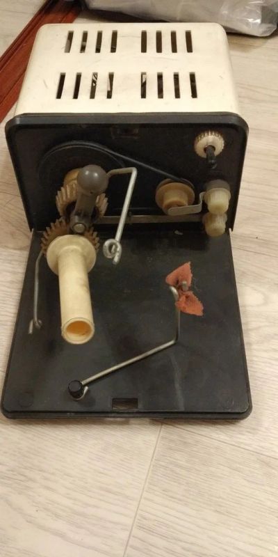 Лот: 13990166. Фото: 1. Электропрялка бытовая. Швейная, вязальная