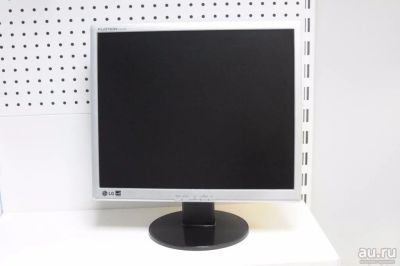 Лот: 13303672. Фото: 1. Монитор 19" LG L1942SE. ЖК-мониторы