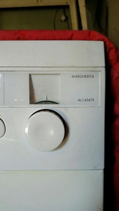 Лот: 9854485. Фото: 1. Стиральная машинка автомат Ariston... Стиральные машины