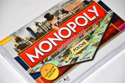 Лот: 3505163. Фото: 1. Монополия - Настольная Игра. Теперь... Настольные игры, карты