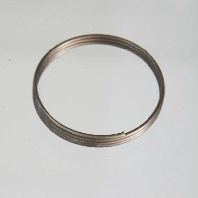 Лот: 21365628. Фото: 1. Пружина стопора муфты Yamaha 25-70... Запчасти для лодок, катеров, лодочных моторов