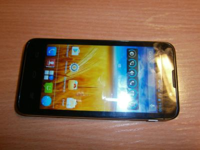 Лот: 7926712. Фото: 1. ZTE V880H экран 4,5", 4Гб, 512ОЗУ. Смартфоны