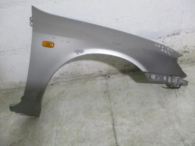 Лот: 15680370. Фото: 1. Крыло переднее правое Nissan Cefiro... Кузов