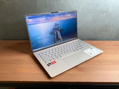 Лот: 25114824. Фото: 1. Asus Zenbook 14" IPS/R5-3500U... Ноутбуки