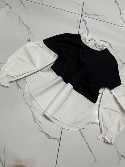 Лот: 21732683. Фото: 1. Блузка Zara размер М. Блузы, рубашки, водолазки
