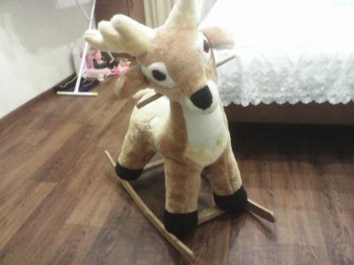 Лот: 6375132. Фото: 1. олень качалка повторно не приехали. Развивающие