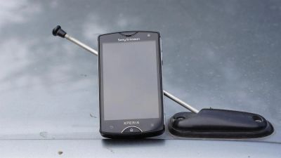 Лот: 3561645. Фото: 1. sony ericsson xperia mini st15i. Кнопочные мобильные телефоны