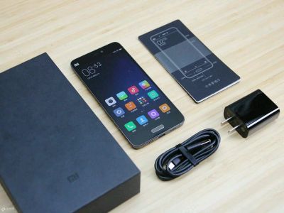 Лот: 10142468. Фото: 1. Продам Xiaomi mi5. На 64гб. 2... Смартфоны