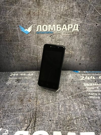 Лот: 17122117. Фото: 1. Смартфон Fly Life Ace (ж3427). Смартфоны