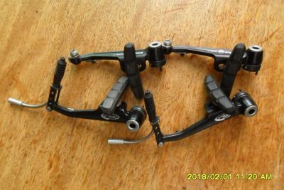 Лот: 10972025. Фото: 1. Комплект тормозов V-brake Avid... Запчасти