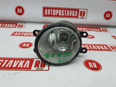 Лот: 20900124. Фото: 1. Фара противотуманная Toyota Prius... Оптика и освещение