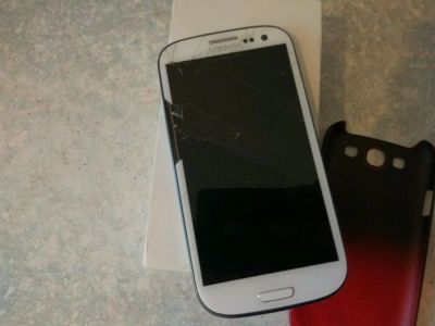 Лот: 9705875. Фото: 1. Samsung Galaxy S3. Смартфоны