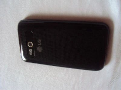 Лот: 2042309. Фото: 1. LG OPTIMUS HUB E510. Смартфоны