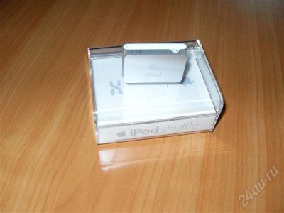 Лот: 462734. Фото: 1. apple ipod shuffle 1gb. Плееры