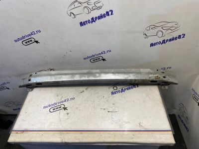 Лот: 21718690. Фото: 1. жесткость бампера Toyota Corolla... Двигатель и элементы двигателя