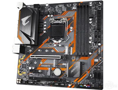 Лот: 25778057. Фото: 1. Материнская плата Gigabyte B365M... Материнские платы