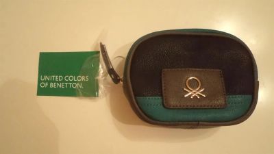 Лот: 3924745. Фото: 1. Стильная косметичка United Colors... Аксессуары