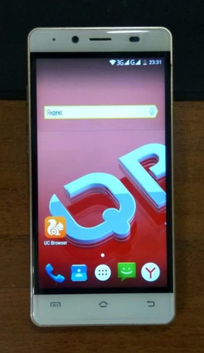 Лот: 10347543. Фото: 1. Смартфон BQS-5060 Slim, состояние... Смартфоны