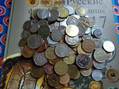 Лот: 13450667. Фото: 1. Набор монет 80 стран - 154 монеты... Наборы монет