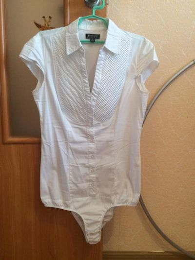 Лот: 8166645. Фото: 1. Белая классическая рубашка боди... Блузы, рубашки