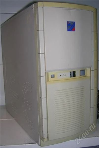 Лот: 1445966. Фото: 1. простой системник pentium 4 1800. Компьютеры в сборе