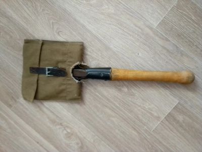 Лот: 18836237. Фото: 1. Пехотная лопата, в чехле. Обмундирование