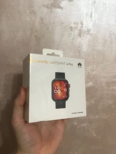 Лот: 25904179. Фото: 1. Смарт-часы Huawei watch fit 4... Смарт-часы, фитнес-браслеты, аксессуары