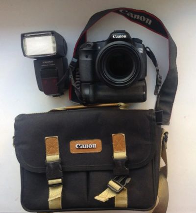 Лот: 3765469. Фото: 1. Canon 60d body + tamron 17-50mm... Цифровые зеркальные