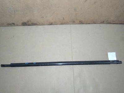 Лот: 21396069. Фото: 1. молдинг стекла Toyota Premio ZZT240. Двигатель и элементы двигателя