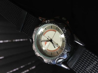 Лот: 2827063. Фото: 1. Adidas Q2. Другие наручные часы
