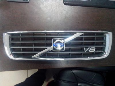 Лот: 3862484. Фото: 1. Решетка радиатора на Volvo. Кузов