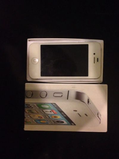 Лот: 6340161. Фото: 1. Iphone 4s 16 gb. Смартфоны