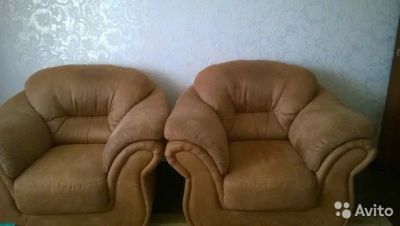 Лот: 9973137. Фото: 1. Продам диван + 2 кресла. Комплекты мягкой мебели